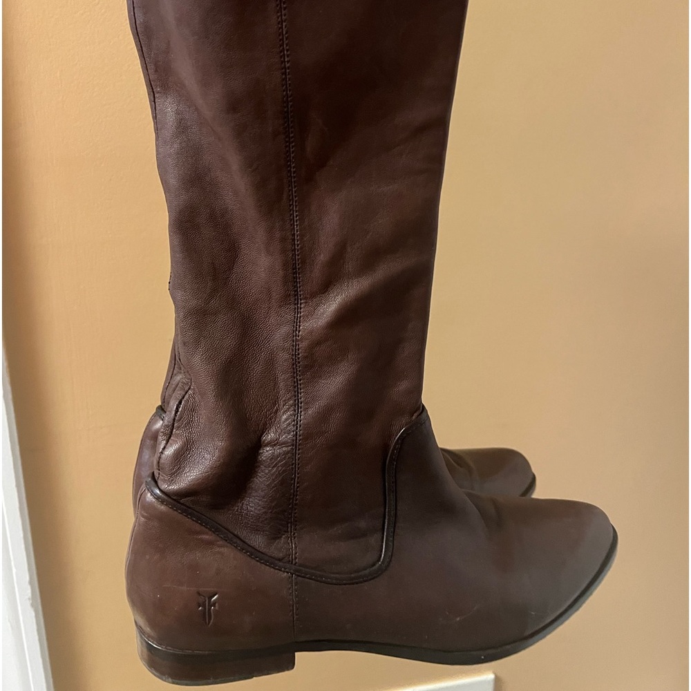 Frye women’s boots Size 8M.